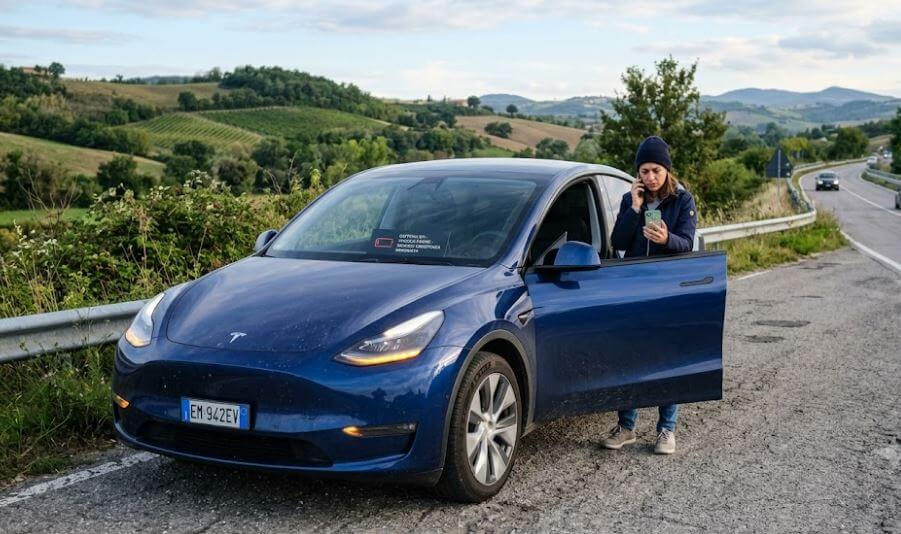 Auto elettrica scarica davvero: cosa succede se arrivi a 0%